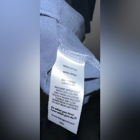 Life is Good Wild Fox Womens Long Sleeve Shirt Darkest Blue - Picture 4 of 5